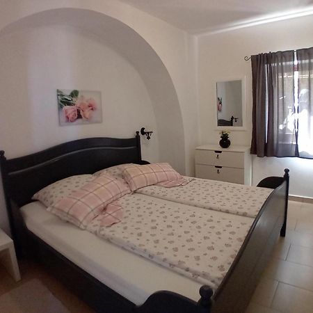 מאלי לוסיניי Vivi Studio Apartments חדר תמונה