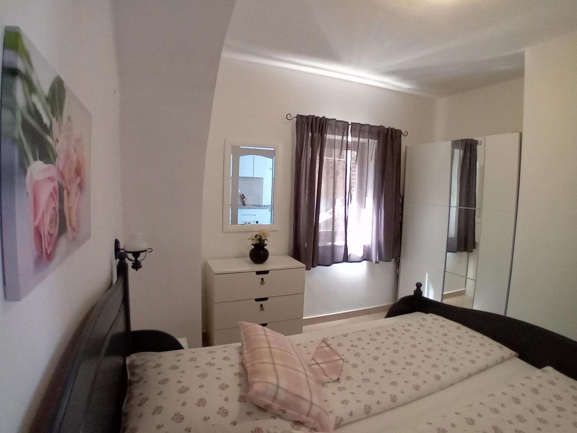מאלי לוסיניי Vivi Studio Apartments חדר תמונה
